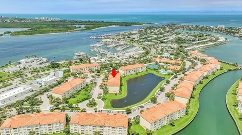 1 Harbour Isle Drive E Hutchinson Island FL 34949