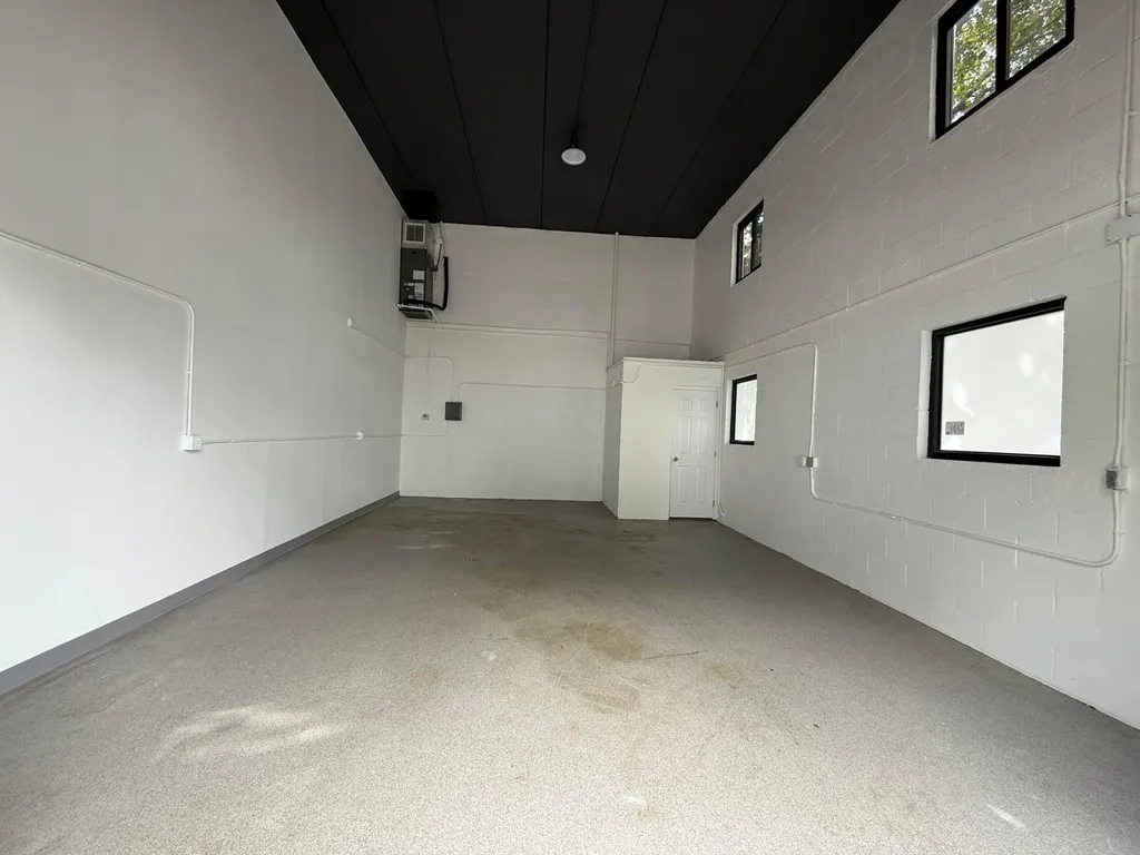 1777 Blount Road Pompano Beach FL 33069