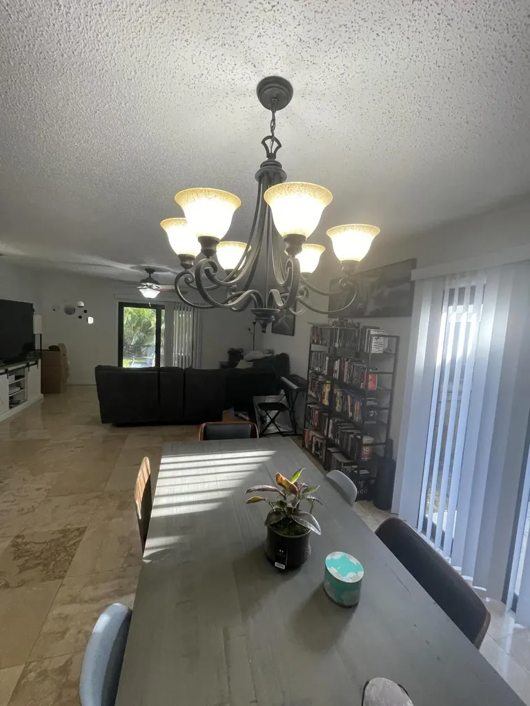 468 NE 42nd Street Boca Raton FL 33431