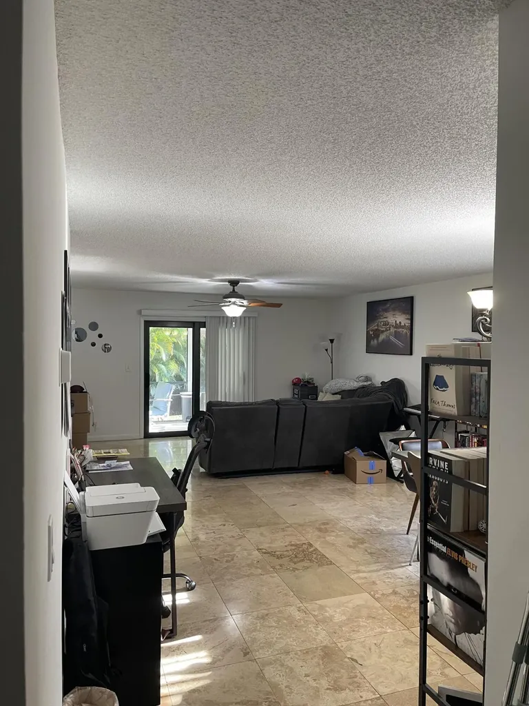 468 NE 42nd Street Boca Raton FL 33431
