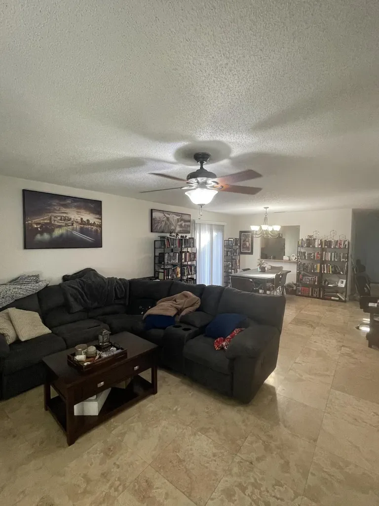468 NE 42nd Street Boca Raton FL 33431