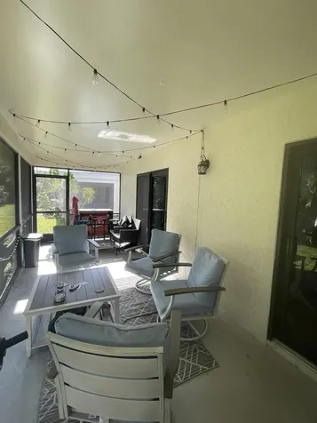 468 NE 42nd Street Boca Raton FL 33431