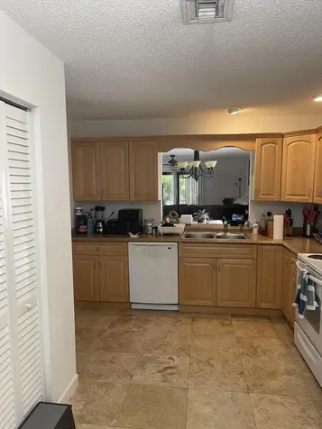 468 NE 42nd Street Boca Raton FL 33431