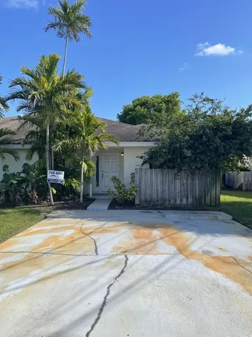 468 NE 42nd Street Boca Raton FL 33431