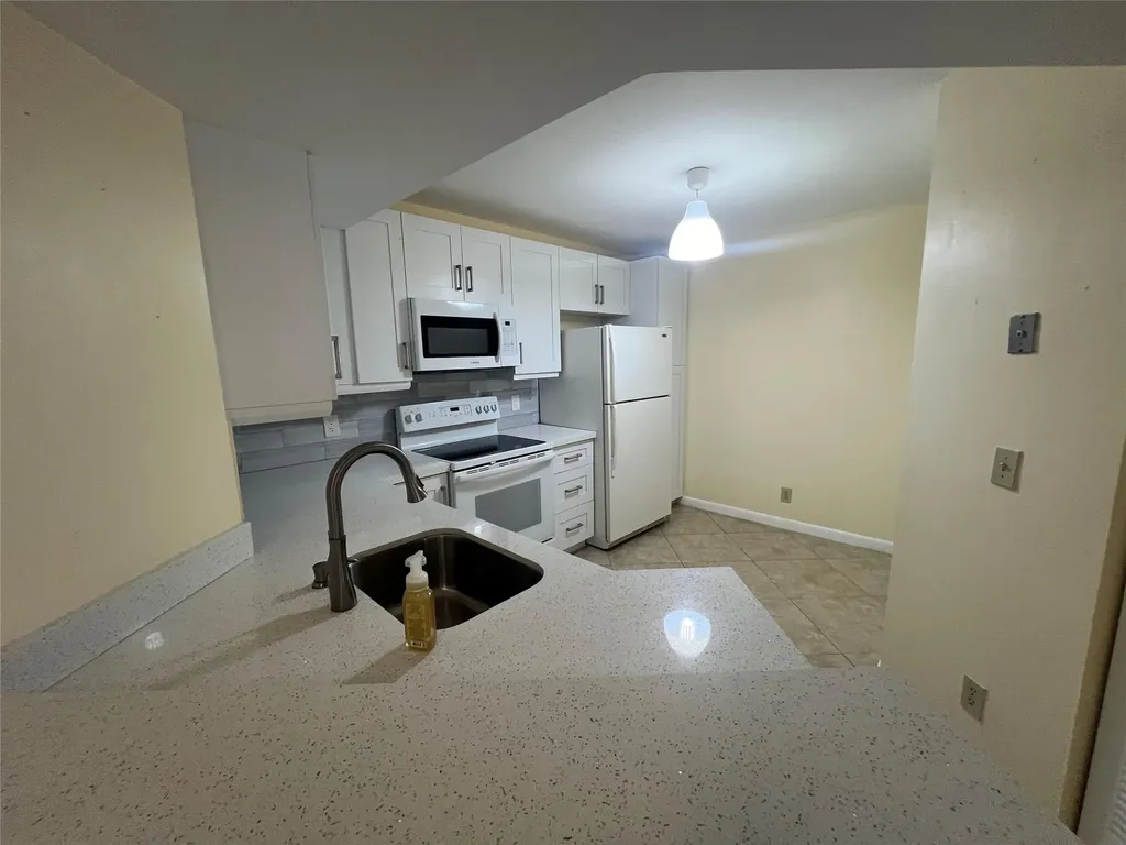 8977 Wiles Road Coral Springs FL 33067