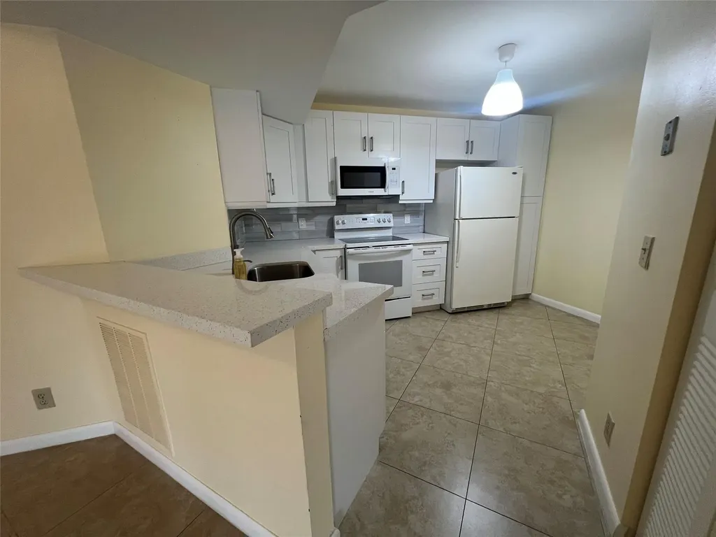8977 Wiles Road Coral Springs FL 33067