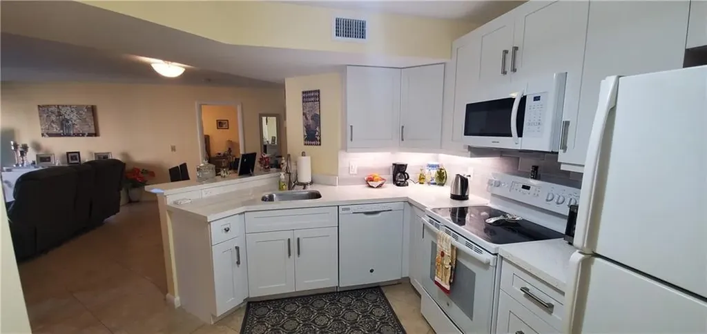 8977 Wiles Road Coral Springs FL 33067