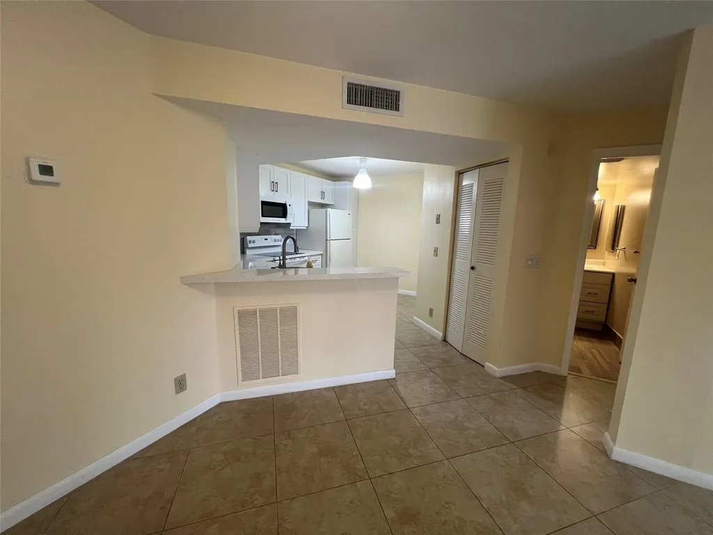 8977 Wiles Road Coral Springs FL 33067