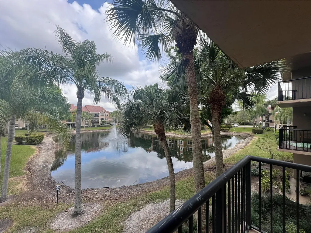 8977 Wiles Road Coral Springs FL 33067