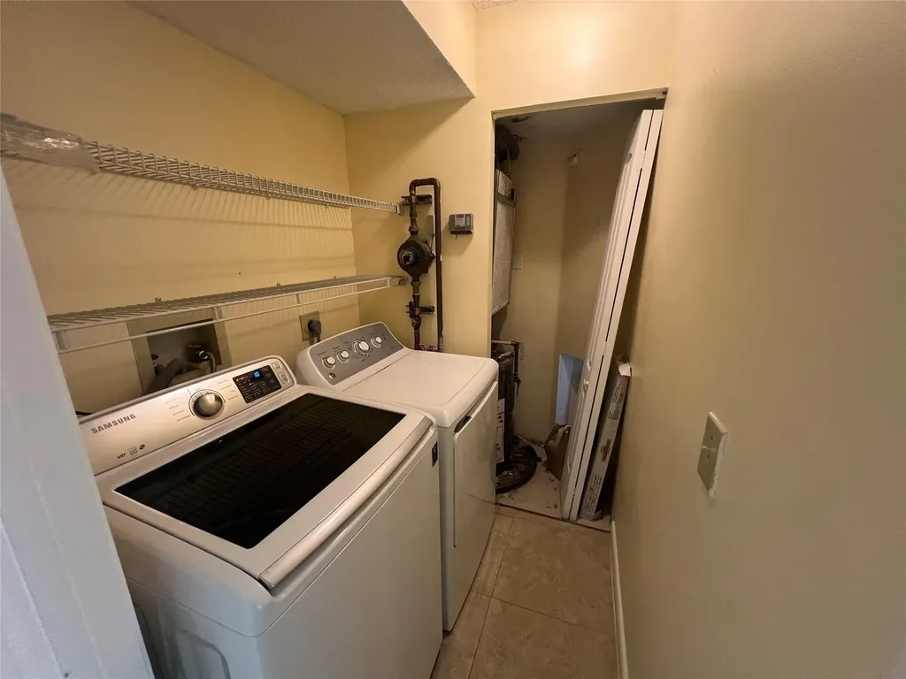 8977 Wiles Road Coral Springs FL 33067