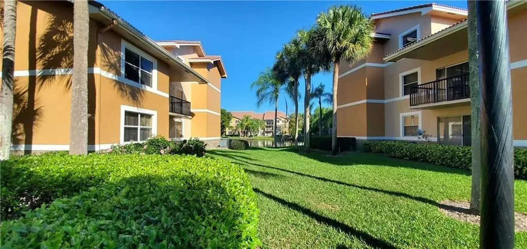 8977 Wiles Road Coral Springs FL 33067