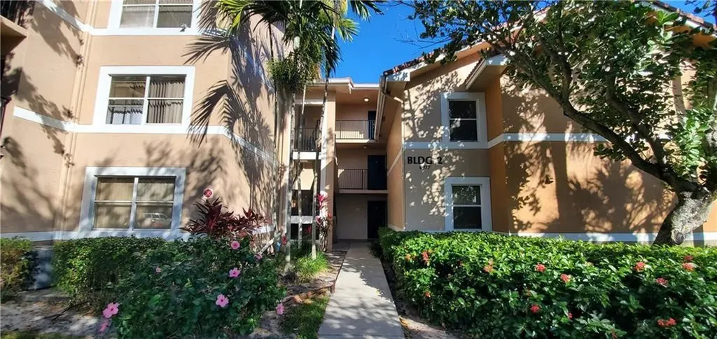 8977 Wiles Road Coral Springs FL 33067