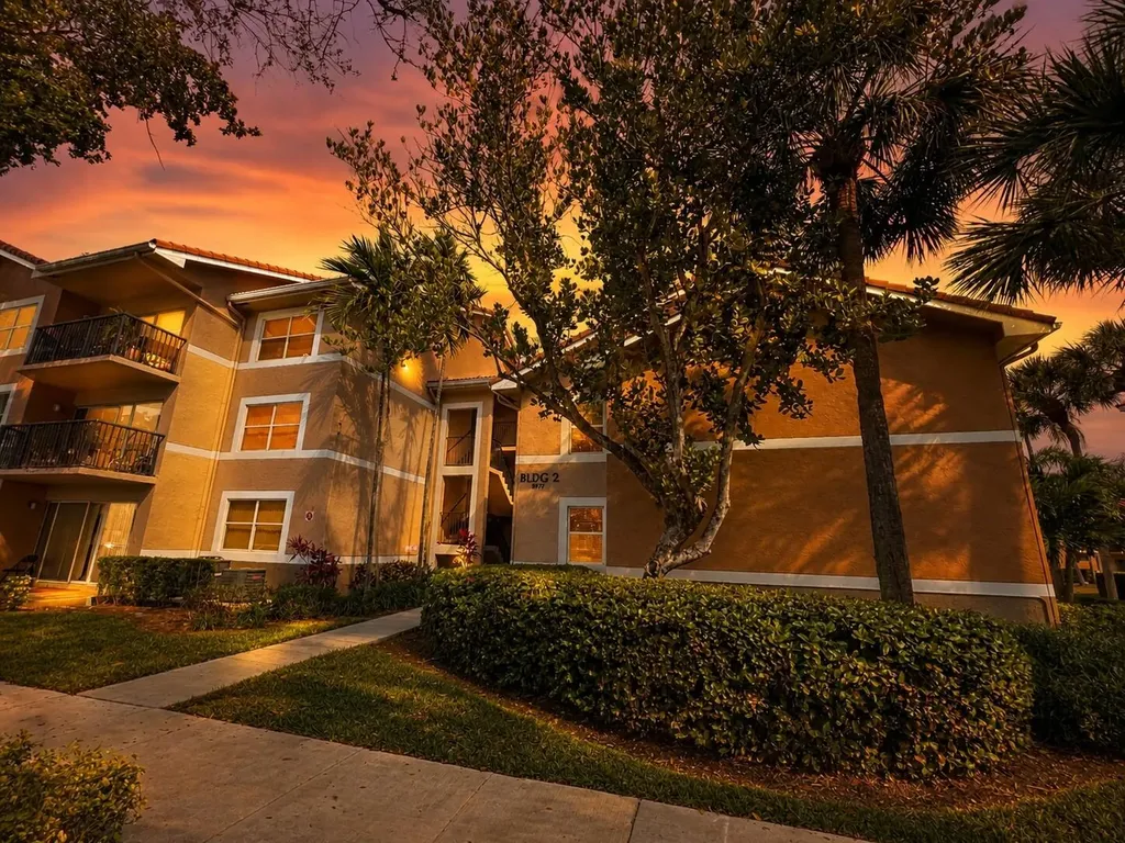 8977 Wiles Road Coral Springs FL 33067