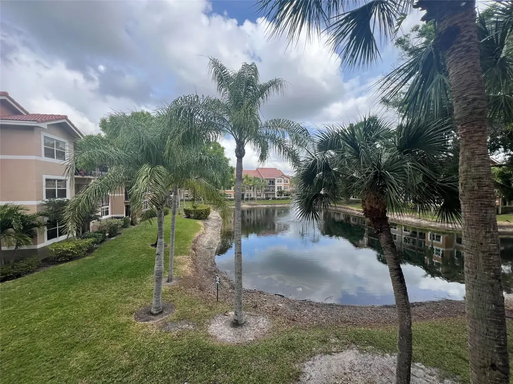 8977 Wiles Road Coral Springs FL 33067
