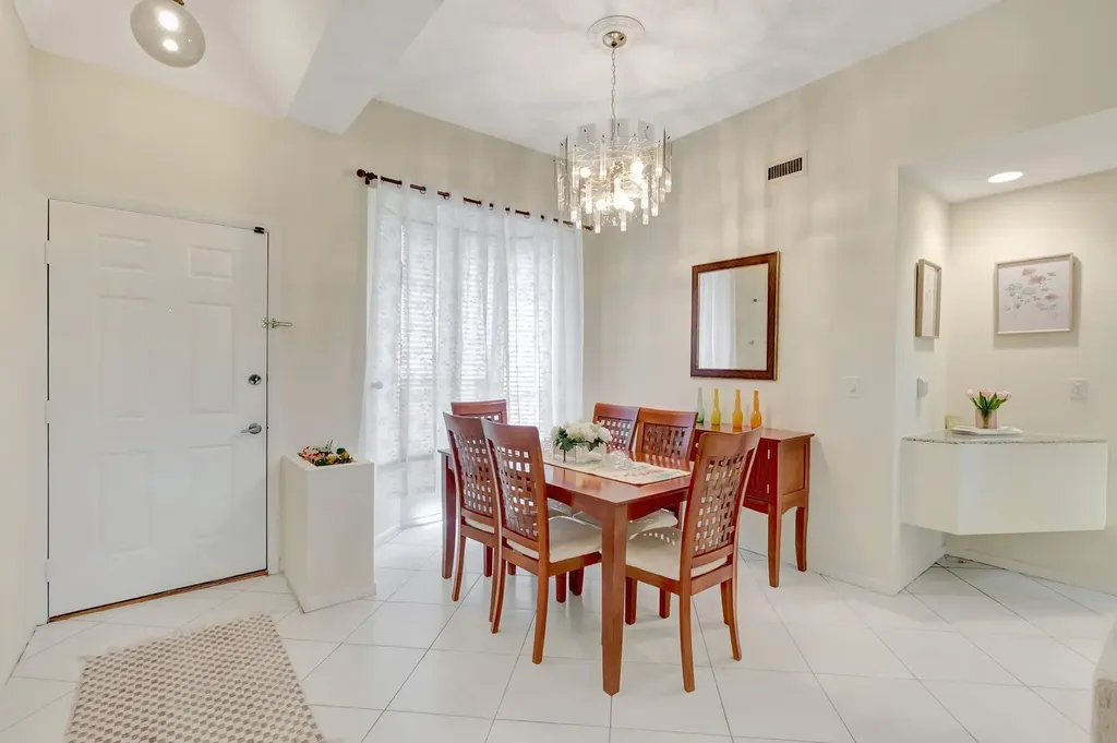 7472 La Paz Boulevard Boca Raton FL 33433