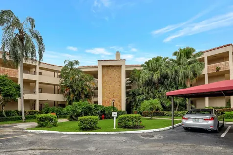 7472 La Paz Boulevard Boca Raton FL 33433