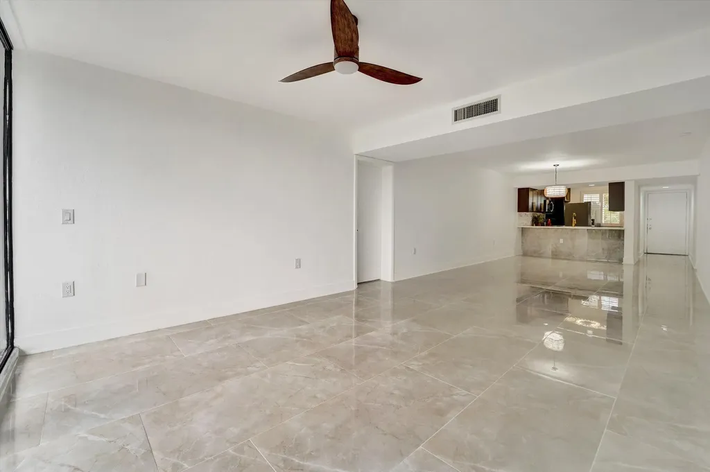 6181 Balboa Circle Boca Raton FL 33433