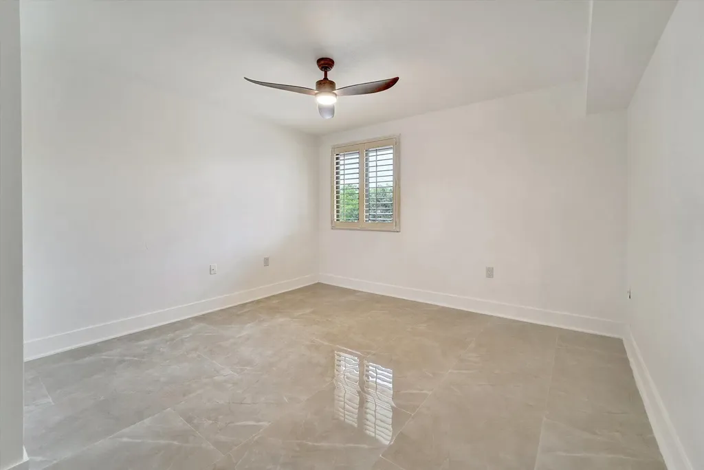 6181 Balboa Circle Boca Raton FL 33433