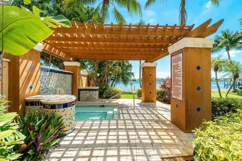 157 Yacht Club Way Hypoluxo FL 33462