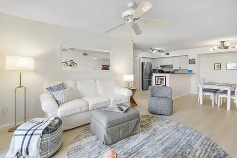 157 Yacht Club Way Hypoluxo FL 33462