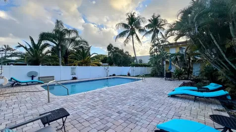 1401 NE 15th Street Fort Lauderdale FL 33304