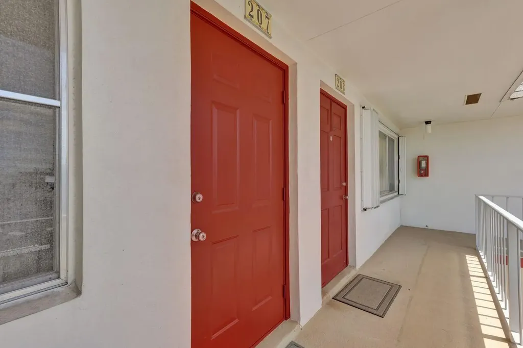 3120 Cynthia Lane Lake Worth Beach FL 33461