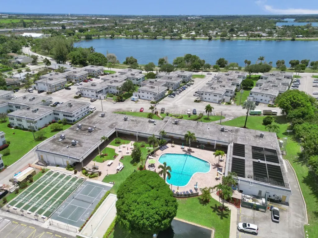 3120 Cynthia Lane Lake Worth Beach FL 33461