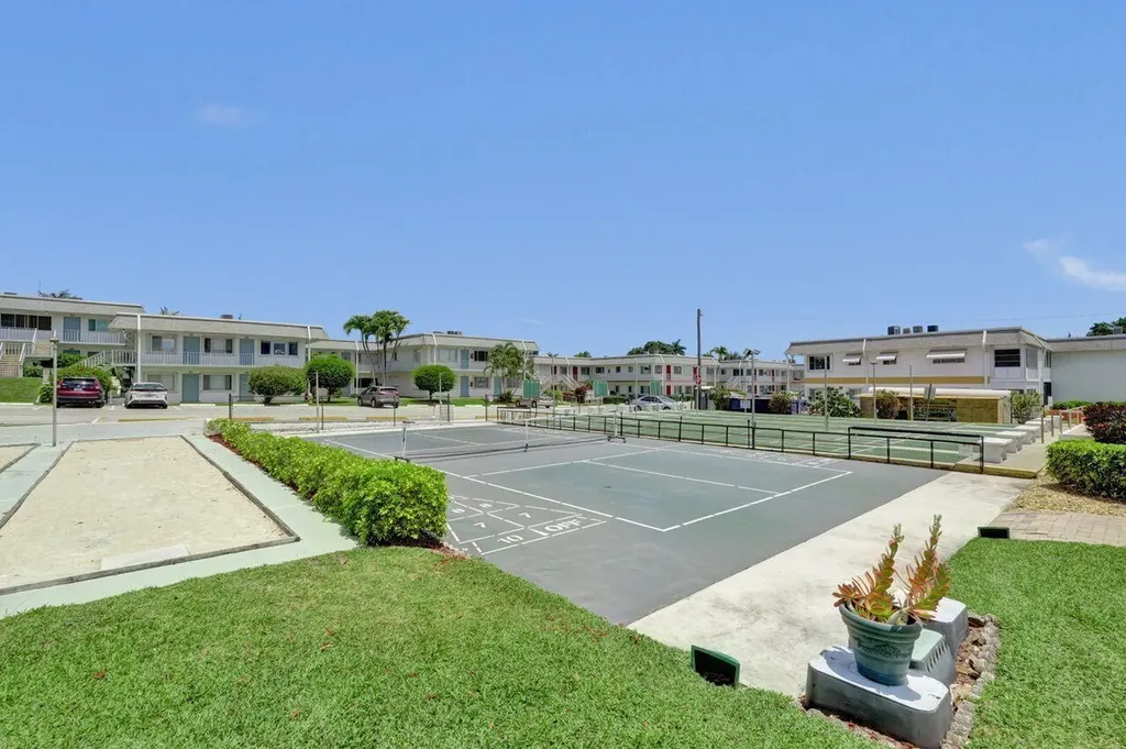 3120 Cynthia Lane Lake Worth Beach FL 33461