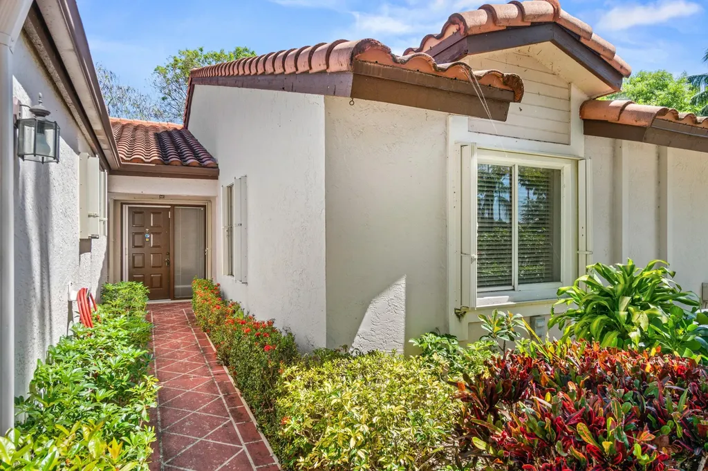 6079 Millington Way Delray Beach FL 33484