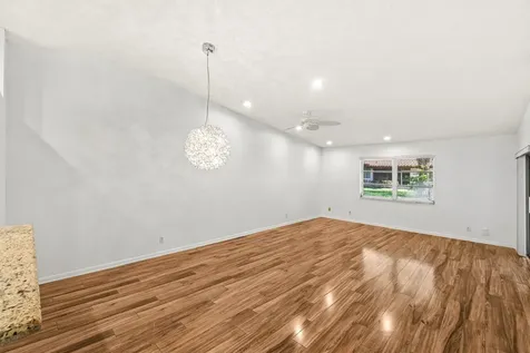 6079 Millington Way Delray Beach FL 33484