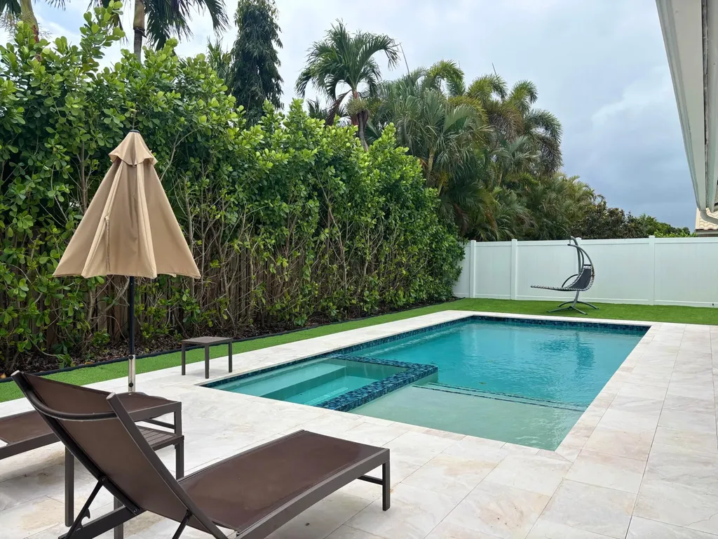 330 Sandalwood Lane Boca Raton FL 33487