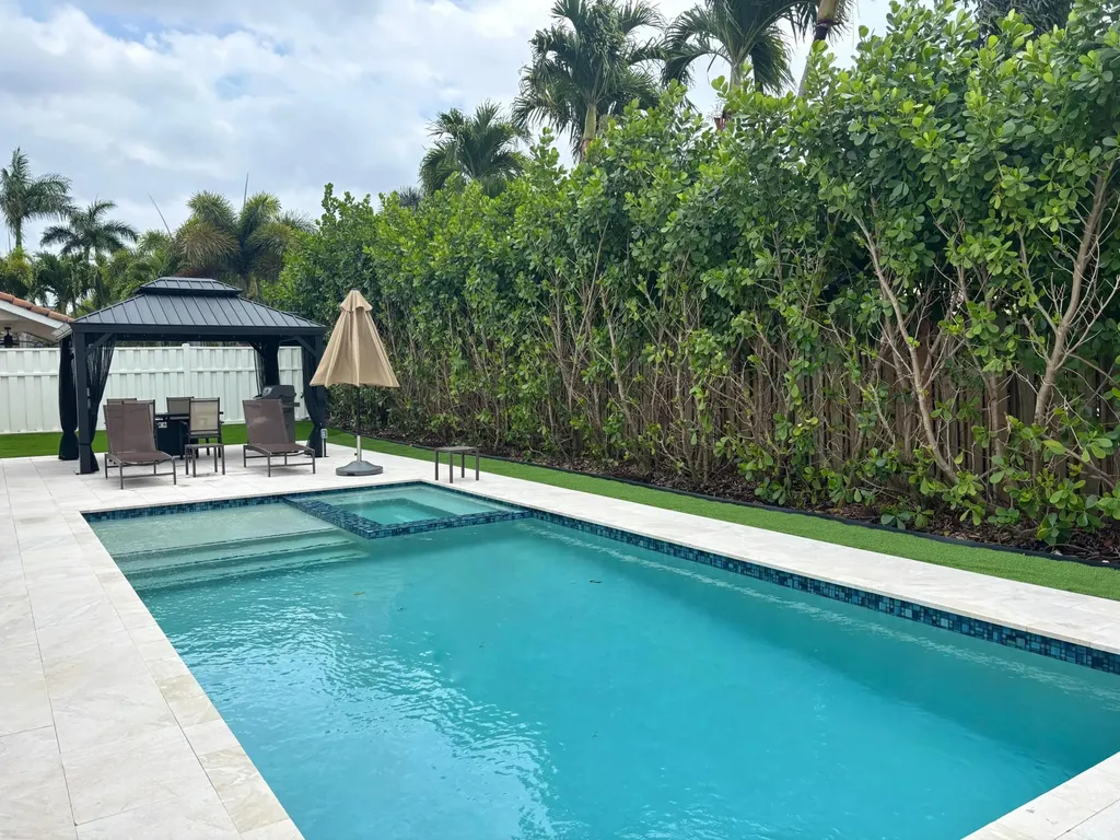 330 Sandalwood Lane Boca Raton FL 33487