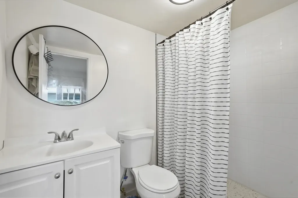 251 Monaco Way Delray Beach FL 33446
