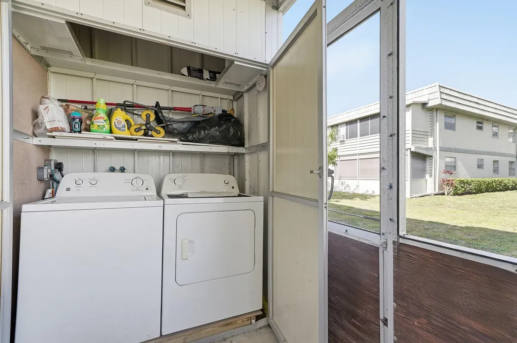 251 Monaco Way Delray Beach FL 33446