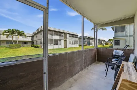 251 Monaco Way Delray Beach FL 33446