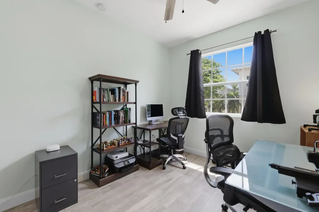 615 SW 2nd Terrace Pompano Beach FL 33060