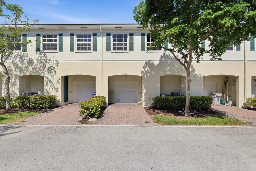 615 SW 2nd Terrace Pompano Beach FL 33060
