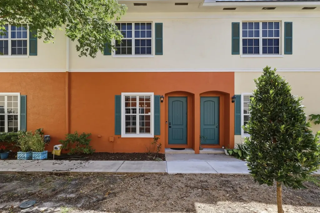 615 SW 2nd Terrace Pompano Beach FL 33060