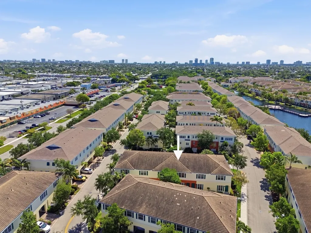 615 SW 2nd Terrace Pompano Beach FL 33060