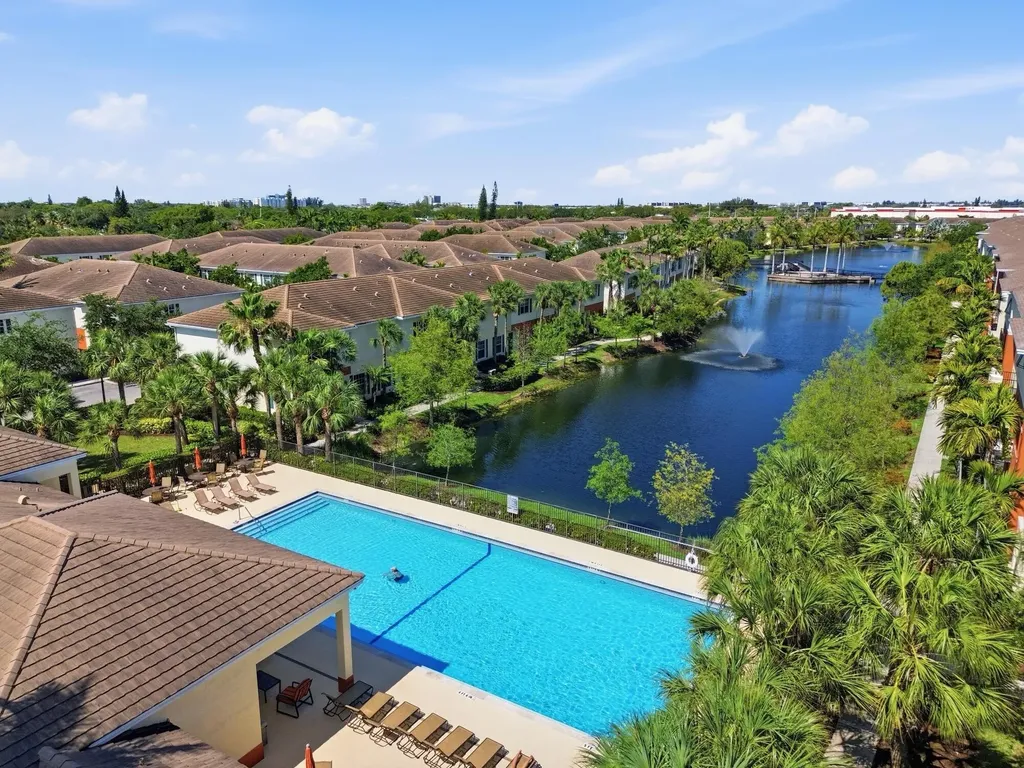 615 SW 2nd Terrace Pompano Beach FL 33060