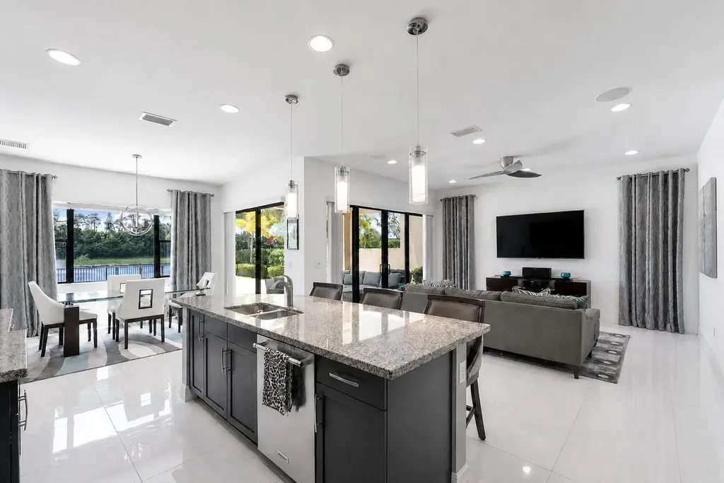 8723 Grand Prix Lane Boynton Beach FL 33472