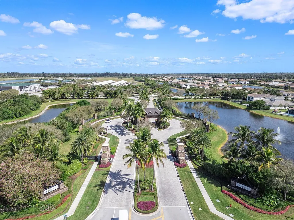 8723 Grand Prix Lane Boynton Beach FL 33472