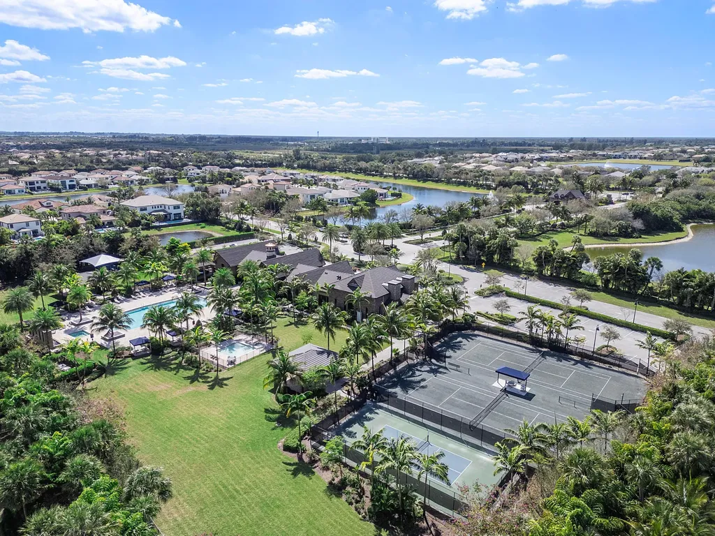 8723 Grand Prix Lane Boynton Beach FL 33472
