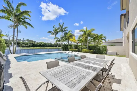 8723 Grand Prix Lane Boynton Beach FL 33472