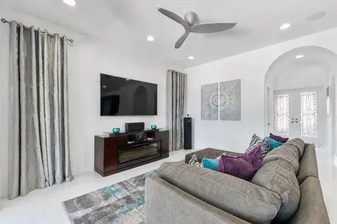 8723 Grand Prix Lane Boynton Beach FL 33472