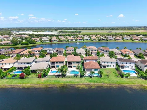 8723 Grand Prix Lane Boynton Beach FL 33472