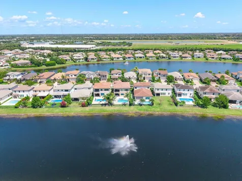 8723 Grand Prix Lane Boynton Beach FL 33472