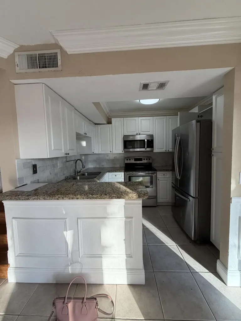8273 Thames Boulevard Boca Raton FL 33433
