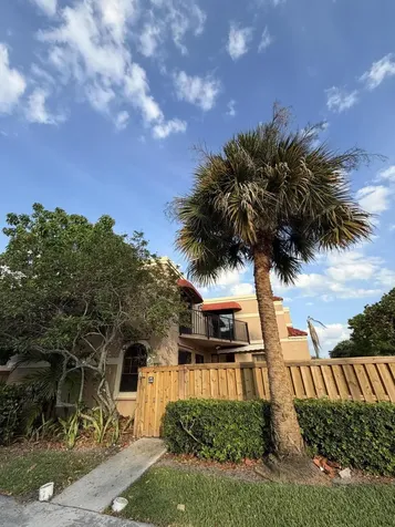 8273 Thames Boulevard Boca Raton FL 33433