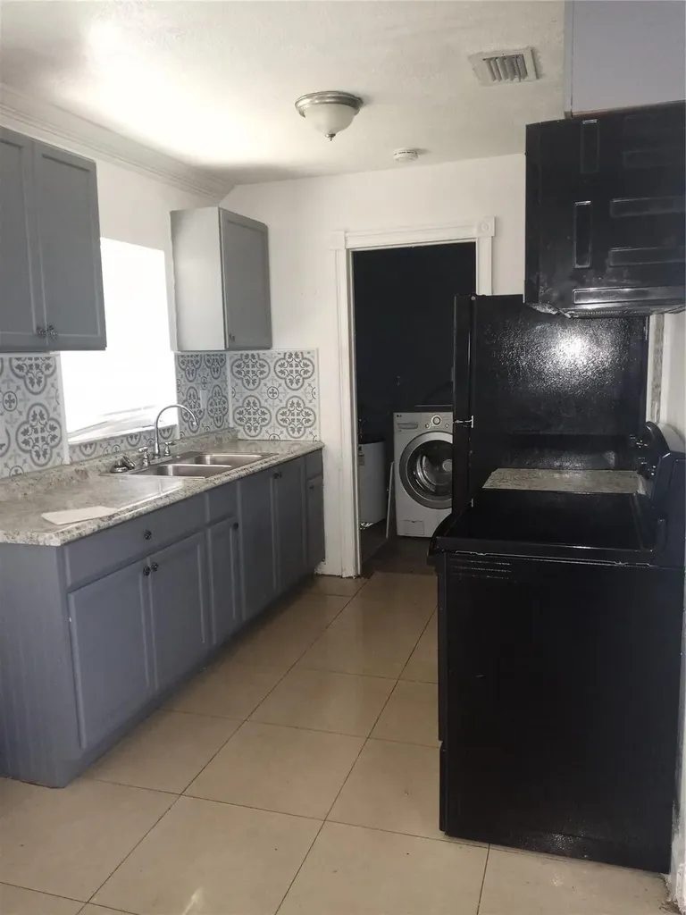 2900 NW 8th Street Pompano Beach FL 33069